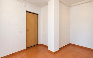 Vând apartament în Floresti jud Cluj  - imagine 4