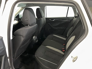 Skoda Scala - imagine 11