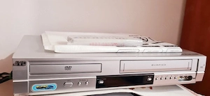 Video recorder  DVD combo JVC nou