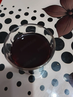 Vând vin de casa