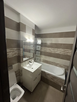 Apartament cu 3 camere in Lipovei 55 mp - imagine 3