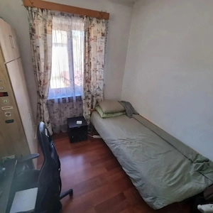  Apartament 5 camere, tip vilă, pe 2 niveluri   zona Colonia Pictorilor, Baia Mare  Preț: 138.00 - imagine 5