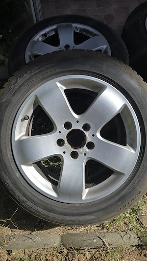 Jante si cauciucuri mercedes e class iarna m+s 205 60 16 - imagine 5