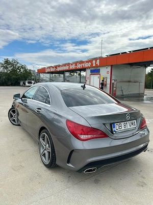 Mercedes-Benz CLA 180 - imagine 4