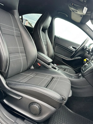 Mercedes-Benz CLA 180 - imagine 9