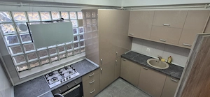 Apartament 3 camere decomandat, 75 mp, langa Piata 16 Februarie si Metrou - imagine 2