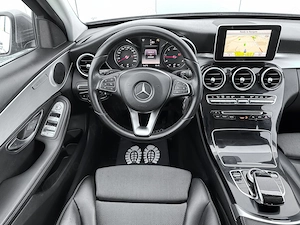 Mercedes-Benz C220 - imagine 12