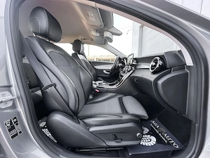 Mercedes-Benz C220 - imagine 11