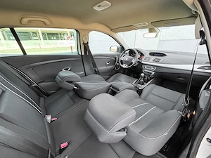 Renault Megane  - imagine 12