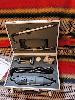 Vând kit electric,turație 15000-30000 rot m8n