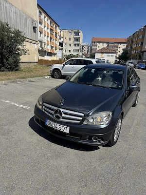 Vând Mercedes C 220 An înmatriculare 2010
