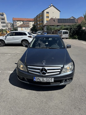 Vând Mercedes C 220 An înmatriculare 2010 - imagine 4