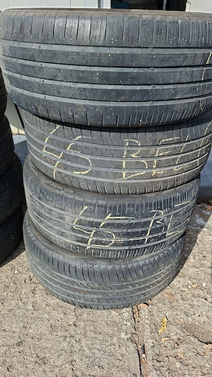 set 4 anvelope 255/40/19 Continental/Goodyear