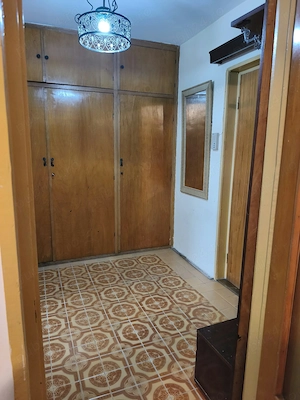 Închiriez apartament cu doua camere - imagine 2