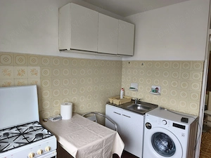 Închiriez apartament cu doua camere - imagine 4