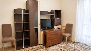 Apartament cu 2 camere, mobilat si utilat, Tractorul. - imagine 8