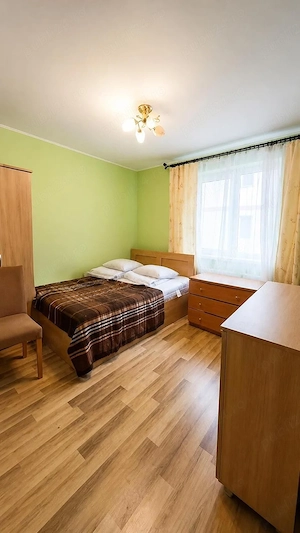 Apartament cu 2 camere, mobilat si utilat, Tractorul. - imagine 10