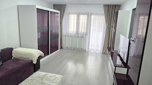 Inchiriez apartament 2 camere decomandat in Deva, Bld 22 Decembrie (Banca Transilvania), etaj 1, - imagine 3