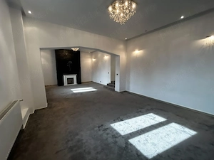 Inchiriez casa ARAD, I.Maniu 55 - imagine 3