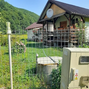 Vănd proprietate la țară