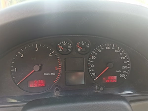 Audi A4 B5 an 2000 - imagine 3