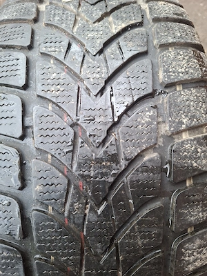 Set 4 Roți Iarnă Opel Vectra – Dunlop 205/55 R16 (Jante Oțel 5 Prezoane) Preț: 400 RON (preț pentru  - imagine 5