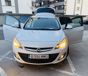 Opel Astra J