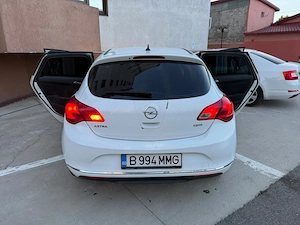 Opel Astra J - imagine 9