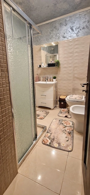 Apartament de vanzare(la casa)zona centru - imagine 4