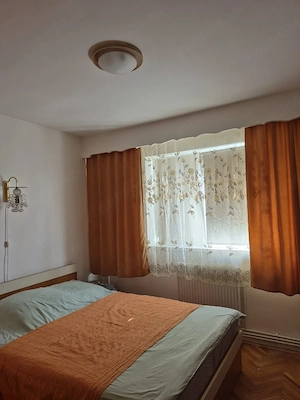 închiriez apartament - imagine 2