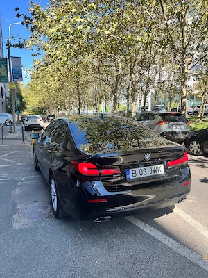 BMW Seria 5 518d   2.0 Diesel, 150 CP, Automat, Mild Hybrid - imagine 6