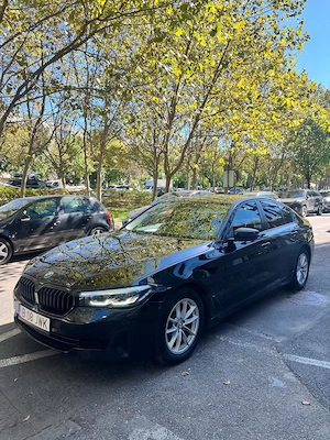BMW Seria 5 518d   2.0 Diesel, 150 CP, Automat, Mild Hybrid - imagine 3