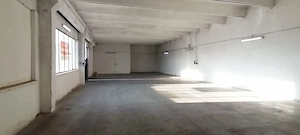 Inchiriez hala industriala Deva