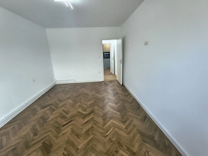 OFERTA INCHIRIERE - Apartament cu 3 camere decomandat - strada Domneasca  zona Gradinii Publice - imagine 12