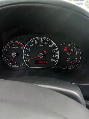 Suzuki s4 sedan(berlina) - imagine 4