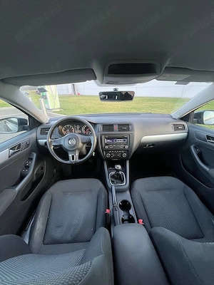 Vand VW Jetta - imagine 8