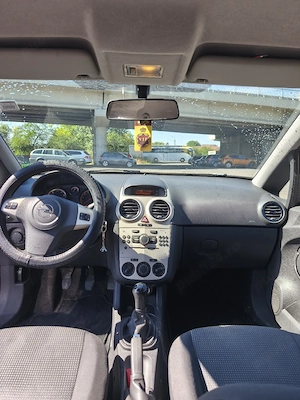 Opel Corsa  - imagine 3