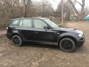 Vând BMW X3 E83, echipat cu legendarul motor de 3.0 litri diesel, recunoscut pentru fiabilitate - imagine 6