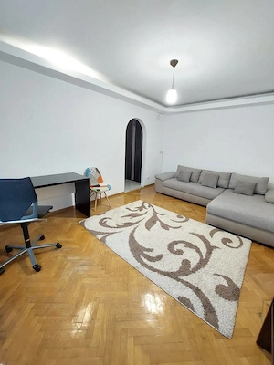 Ultracentral - Inchiriez apartament 2 cam - Podu Ros(10 min de Palas), semidecomandat, PROPRIETAR - imagine 2
