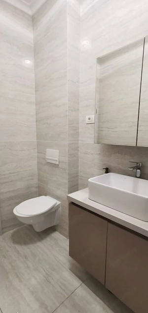 Aproape de Cuina. Gradina proprie trecuta pe CF. Bucatarie inchisa. - imagine 11