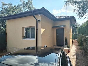 Casa 3 cam zona Mihai Bravu 
