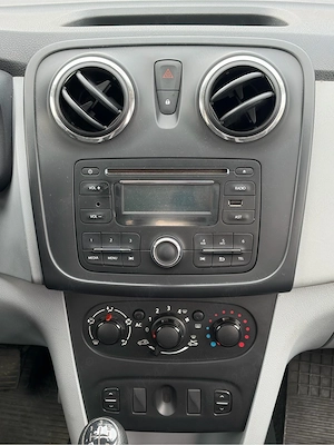 Dacia Sandero 1.5DCI 2015 AC - imagine 7