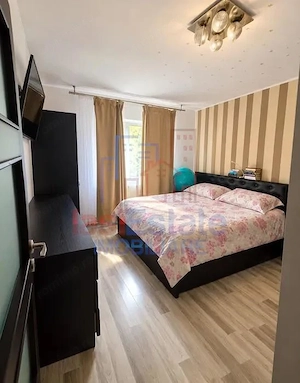 Apartament cu 3 camere zona Podu de Fier - imagine 4
