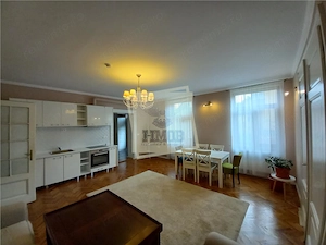 Apartament 3 camere la casa in zona Parcul Sub Arini - imagine 2