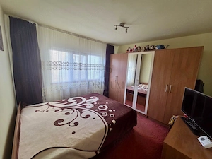 Aradului, 2 Camere, Centrala Proprie, Decomandat - imagine 5