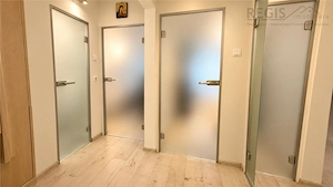Apartament 3 camere cu 2 locuri de parcare Brasov - imagine 8