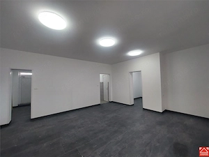 Spatiu renovat, pentru birou, langa aeroport - imagine 3