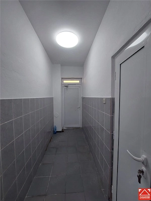 Spatiu renovat, pentru birou, langa aeroport - imagine 9