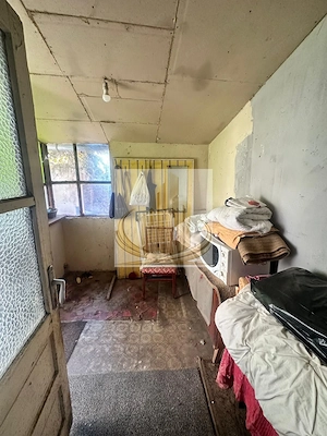 Casă individuală Plopi, 60 mp utili, teren 477 mp, necesită renovare - imagine 2