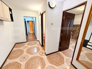 Apartament 3 camere, 66 mp, zona Cetate - imagine 5